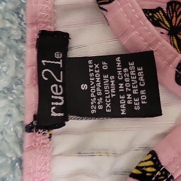 Butterfly top - Picture 2 of 4